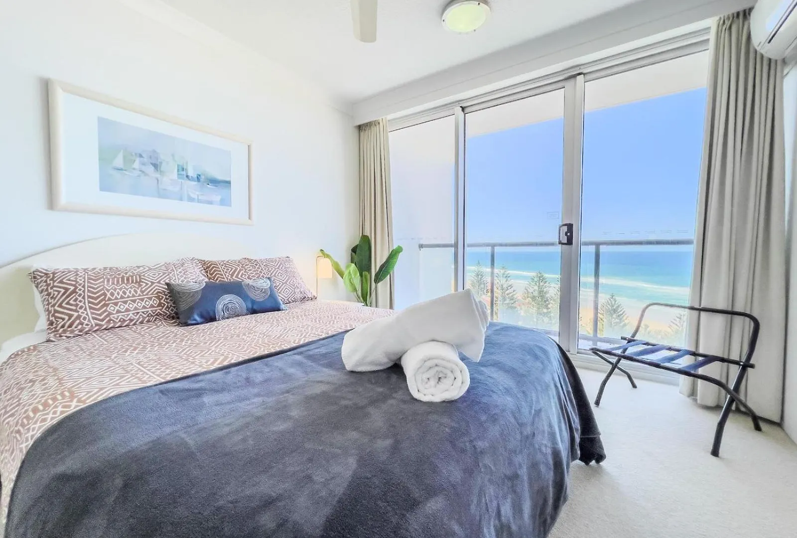 Beach Life At Peninsula Gold Coast