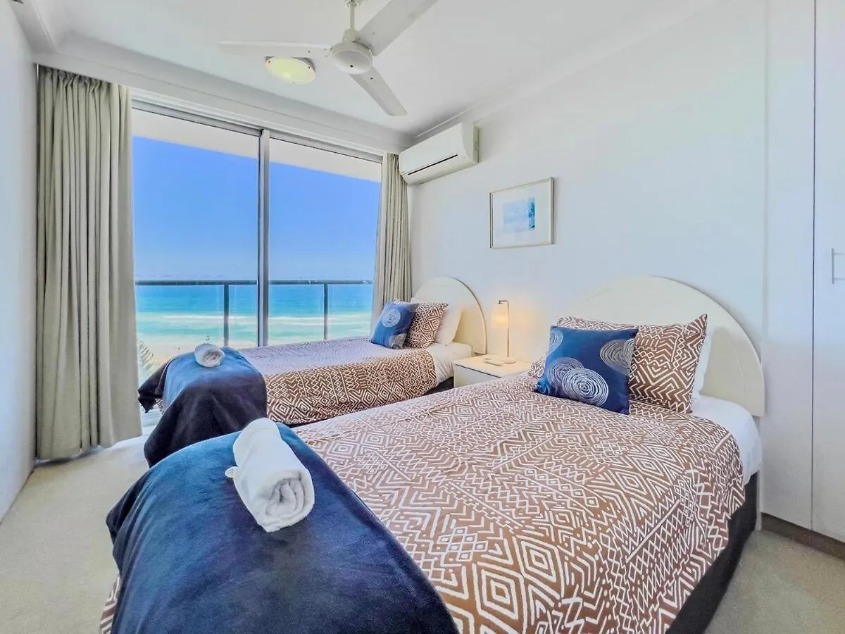 Beach Life At Peninsula Gold Coast Apartment