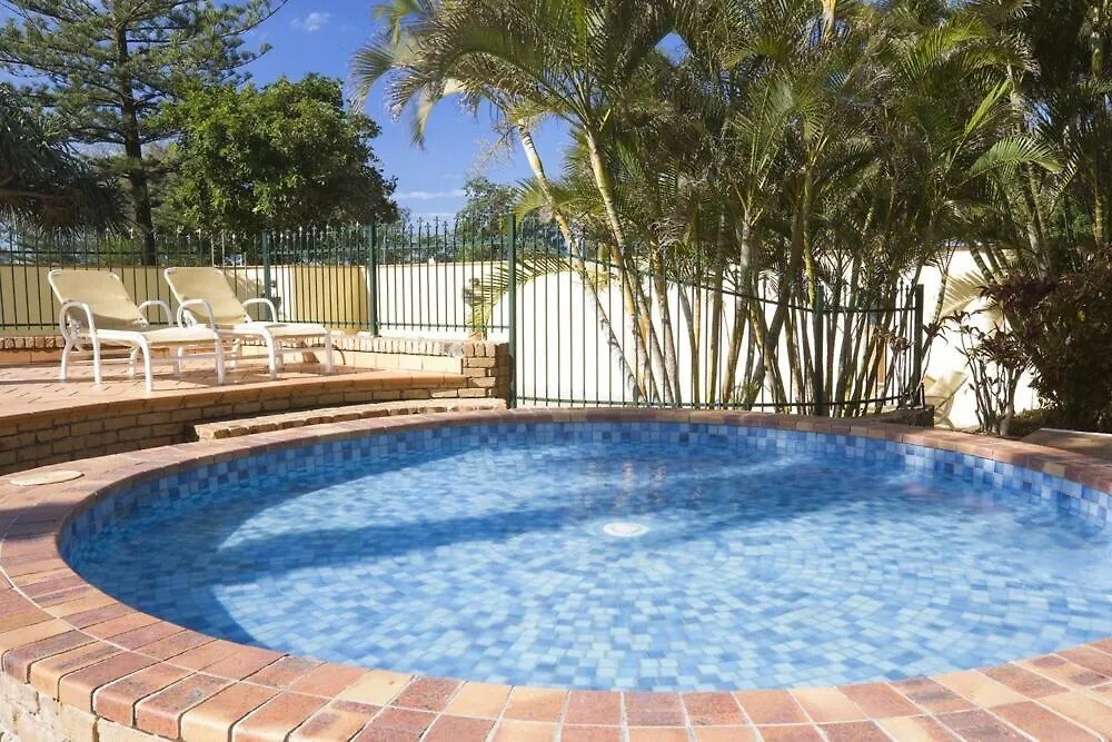 Beach Life At Peninsula Gold Coast 0*,