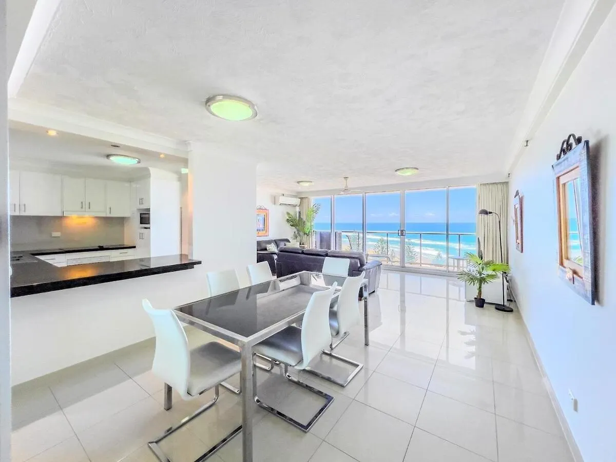 Beach Life At Peninsula Gold Coast 0*,